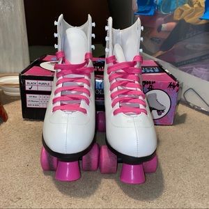 ***Sold*** Do not buy — Quad roller skates